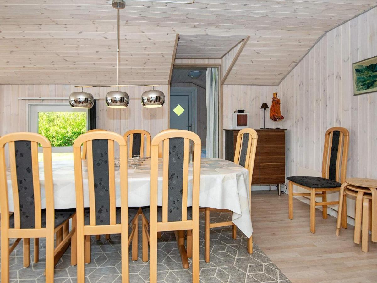 8 Person Holiday Home In Hejls المظهر الخارجي الصورة