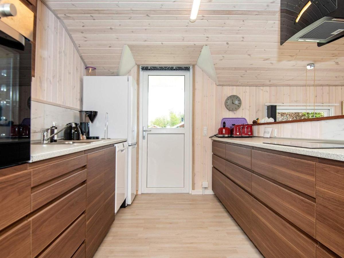 8 Person Holiday Home In Hejls المظهر الخارجي الصورة